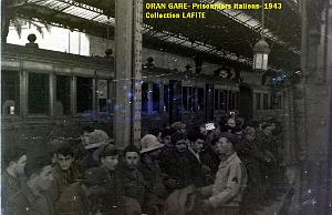 ORAN 1943 PRISONNIERS ITALIENS   (8)